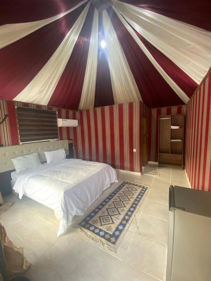 Omar Ali Luxury Camp 호텔 와디럼 외부 사진
