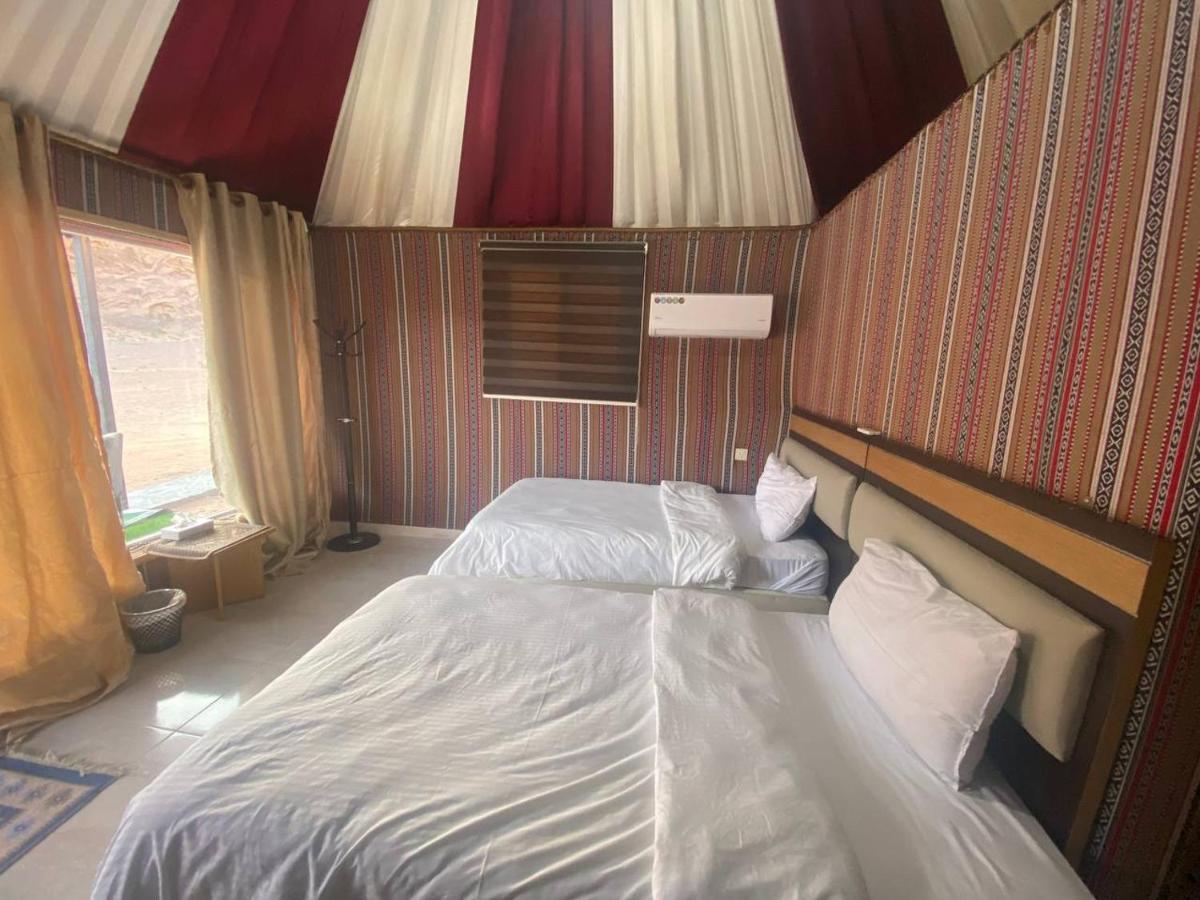 Omar Ali Luxury Camp 호텔 와디럼 외부 사진